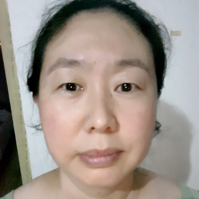 温婉回眸帆布鞋的照片