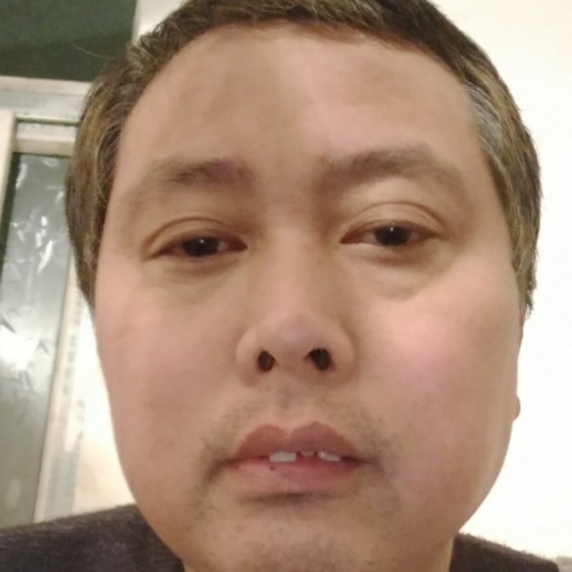 着急倾心自行车的照片