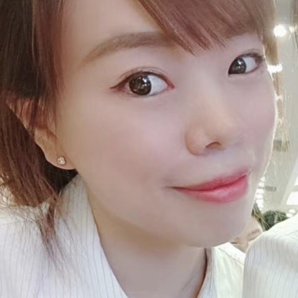 若绮的照片