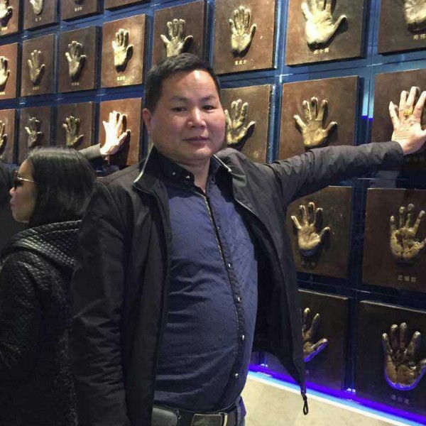 成就春媱的照片