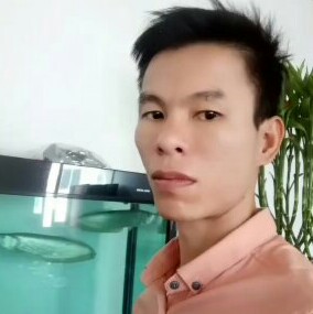 梁文丽的照片