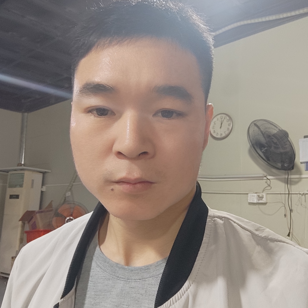 一位路人甲的照片