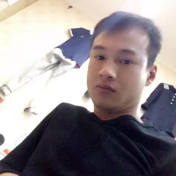 陈壮群的照片