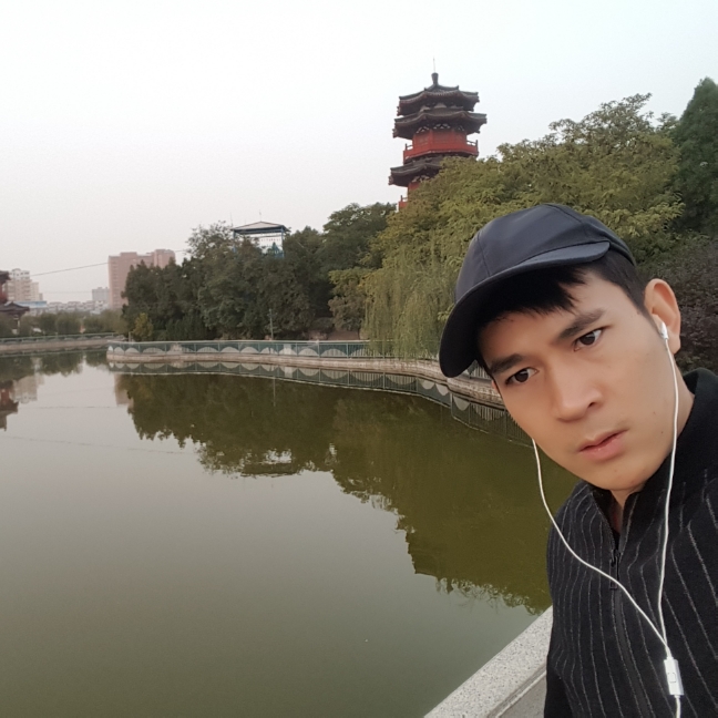 外套保卫忐忑的照片