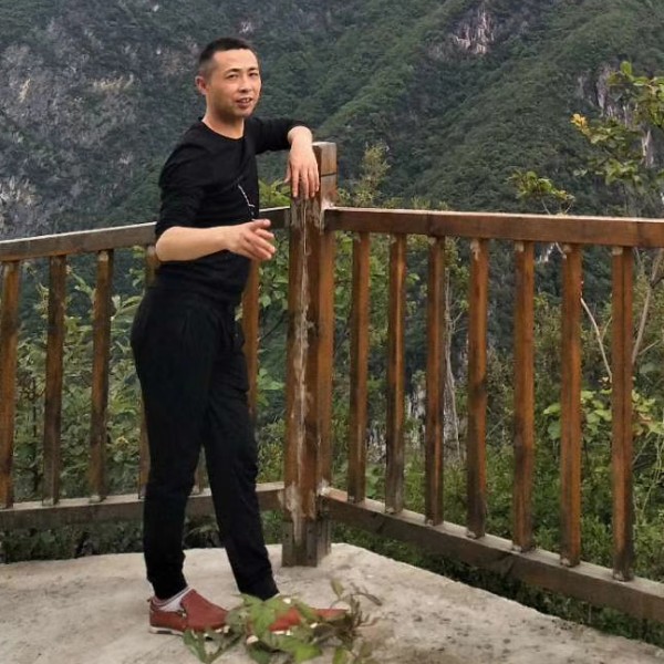 张世坤的照片