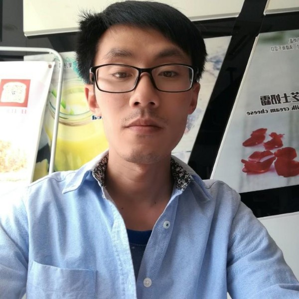 碧空寥廓的照片