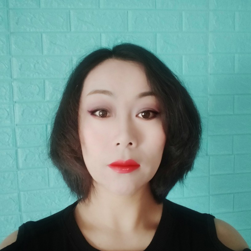 苹果和小蜜蜂的照片