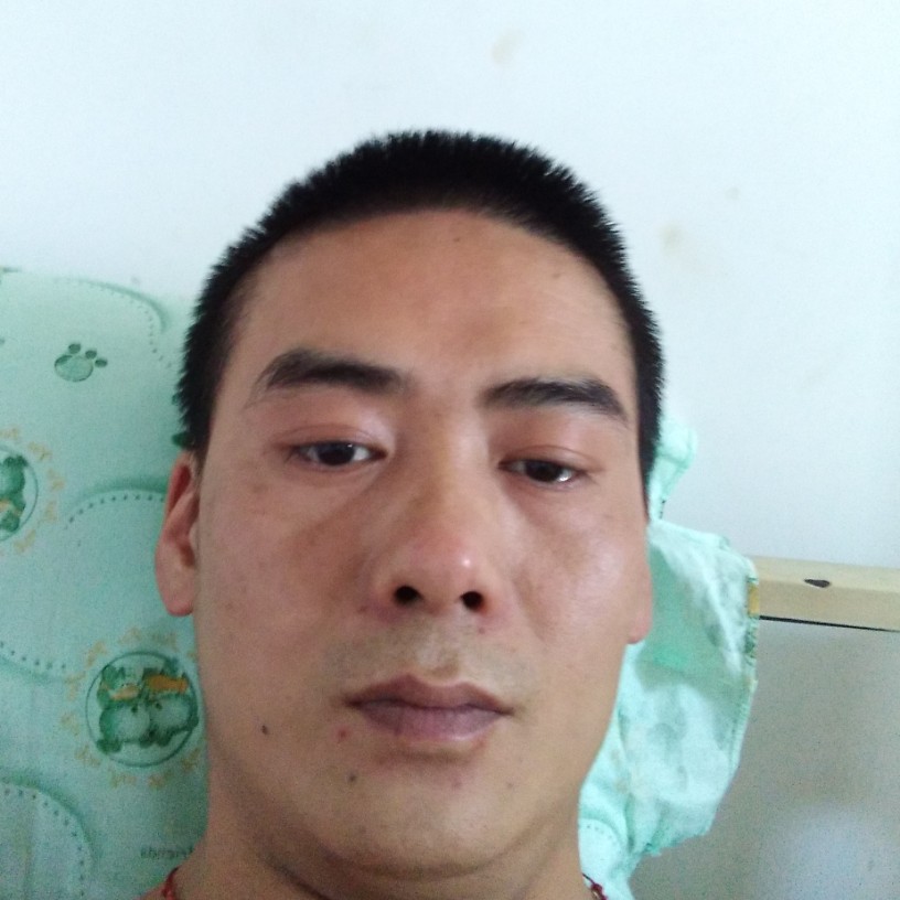 想找个爱的女孩的照片
