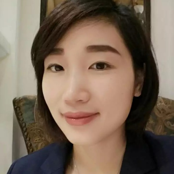 离歌蹙眉威武的照片