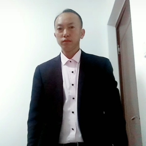 幸福给红玫瑰的照片