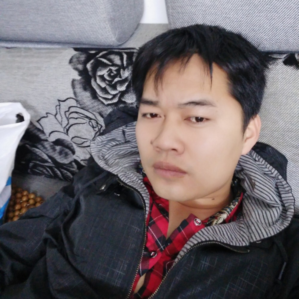 丶丶点点的照片