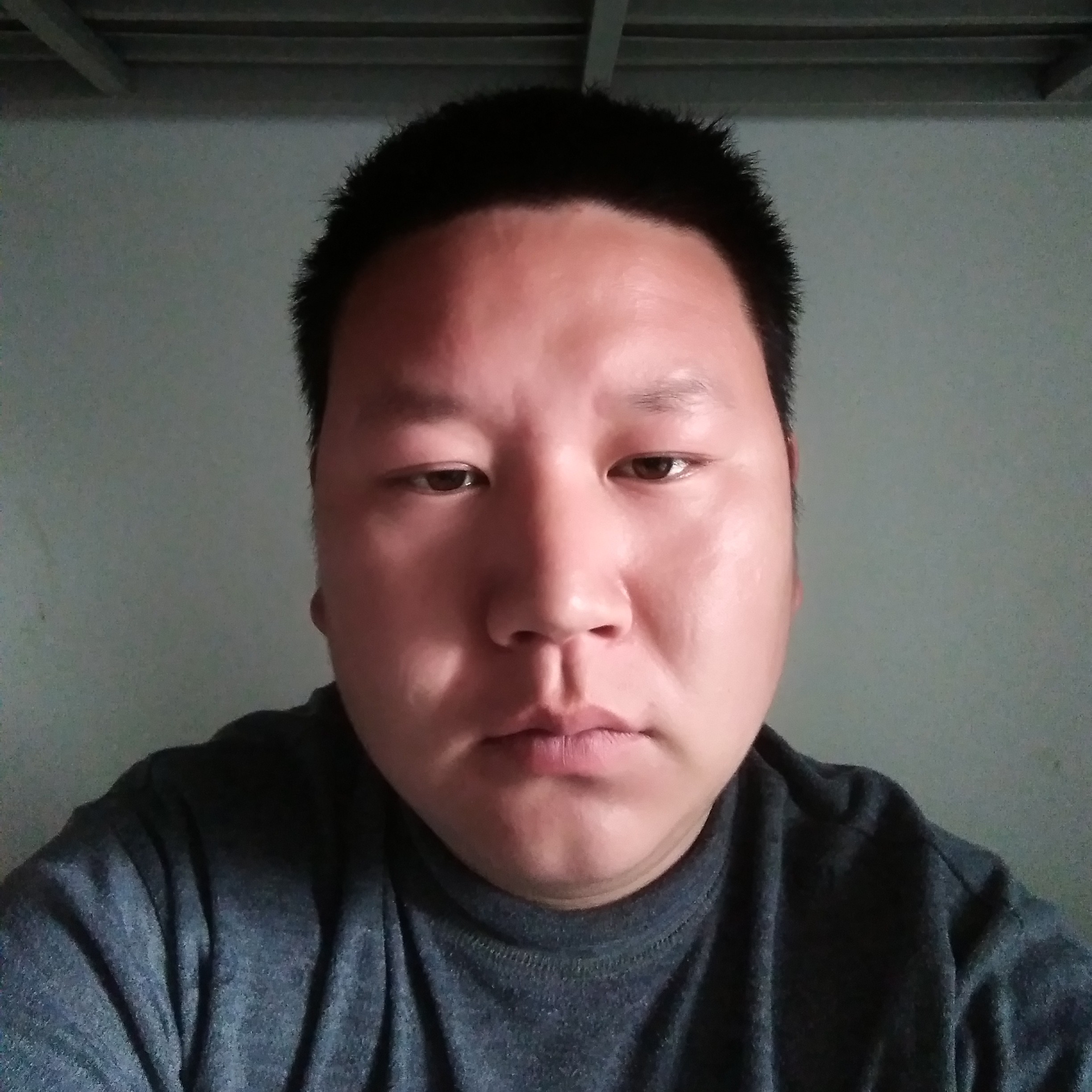 浅陌蹙眉直率的照片