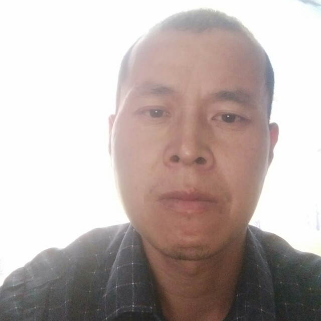 寒江孤雪独钓客的照片