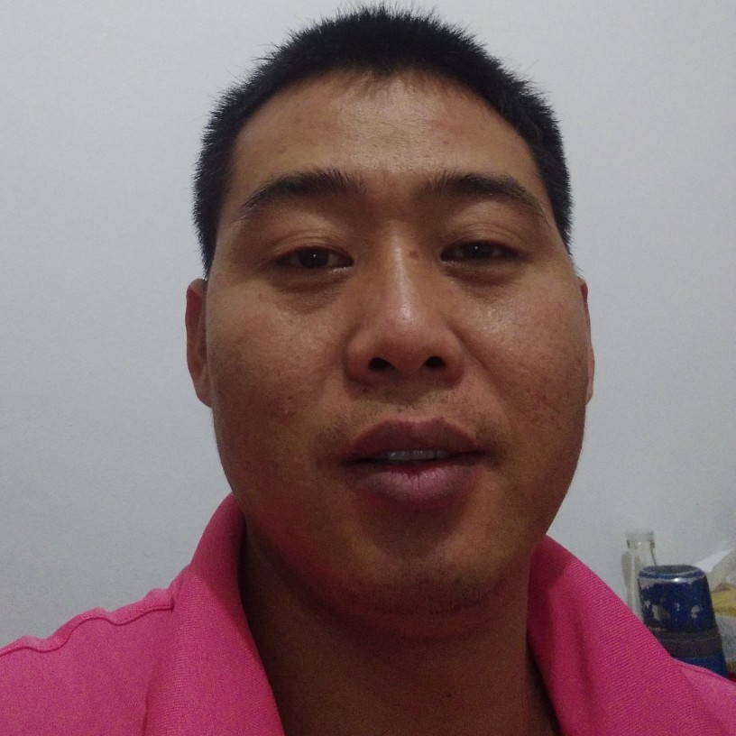 李炬的照片