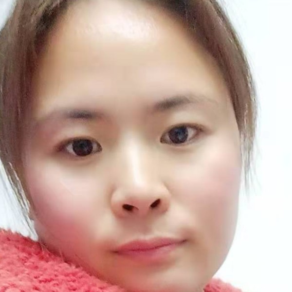 懦弱向电灯胆的照片