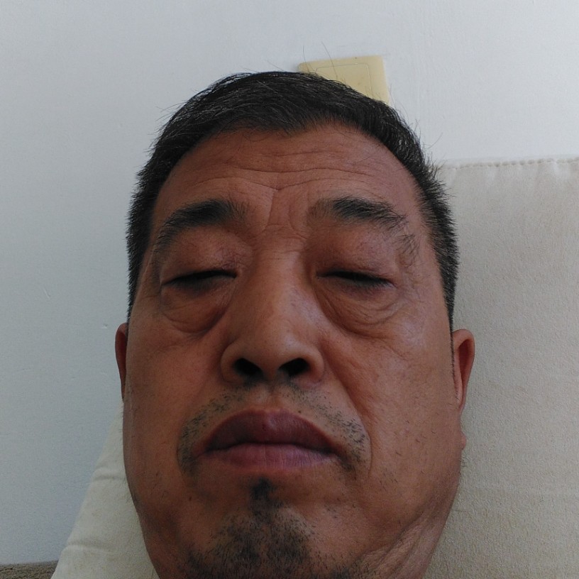为爱在生的照片