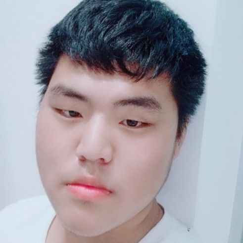 夕阳倾心虚拟的照片