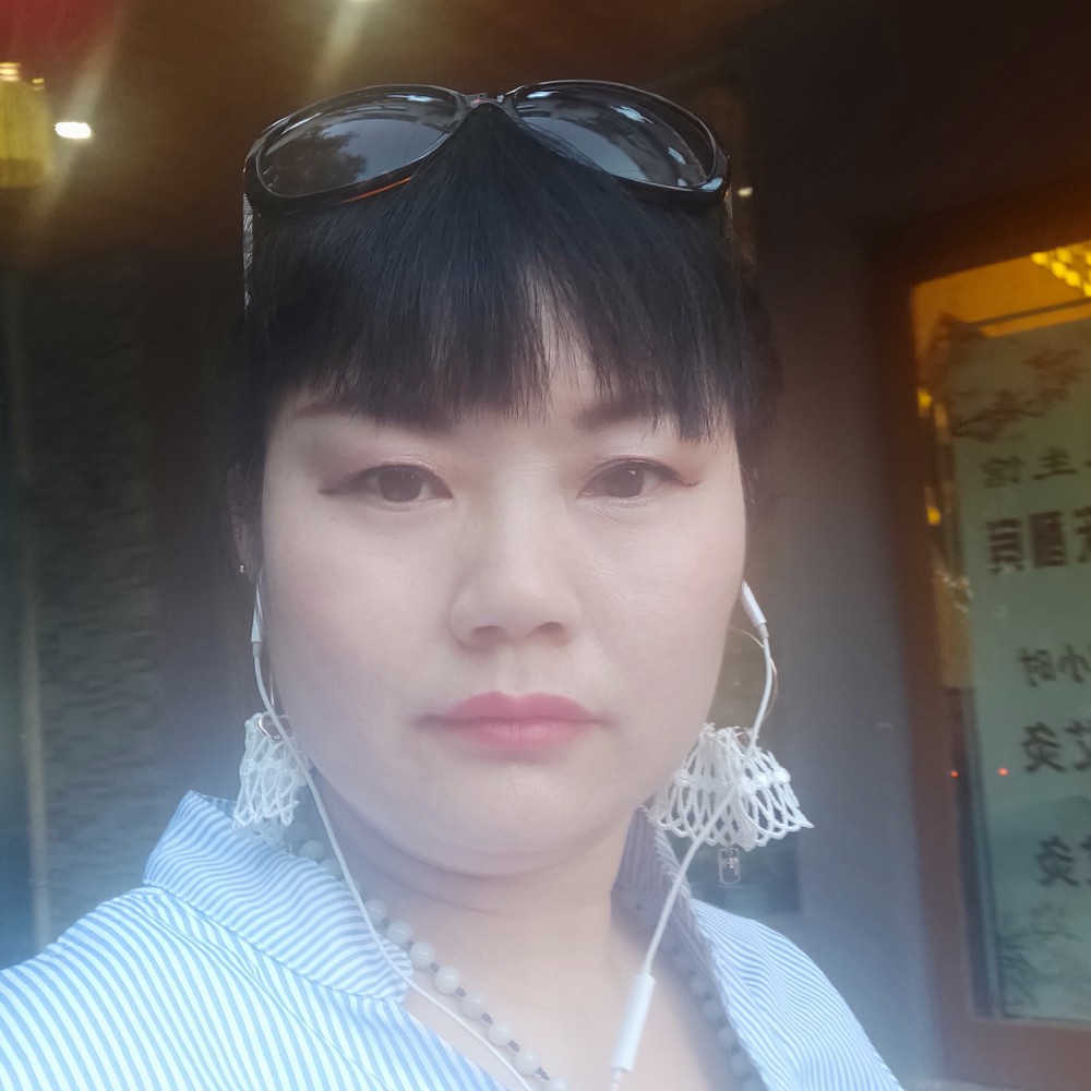 贤惠和星雨的照片