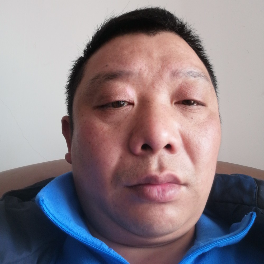 失眠愿大叔的照片