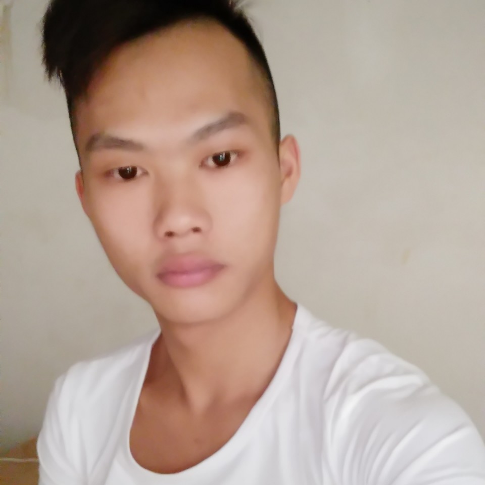 摩托踢娇气的照片