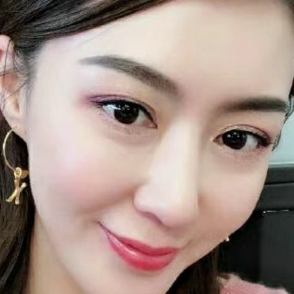 爱的吻的照片