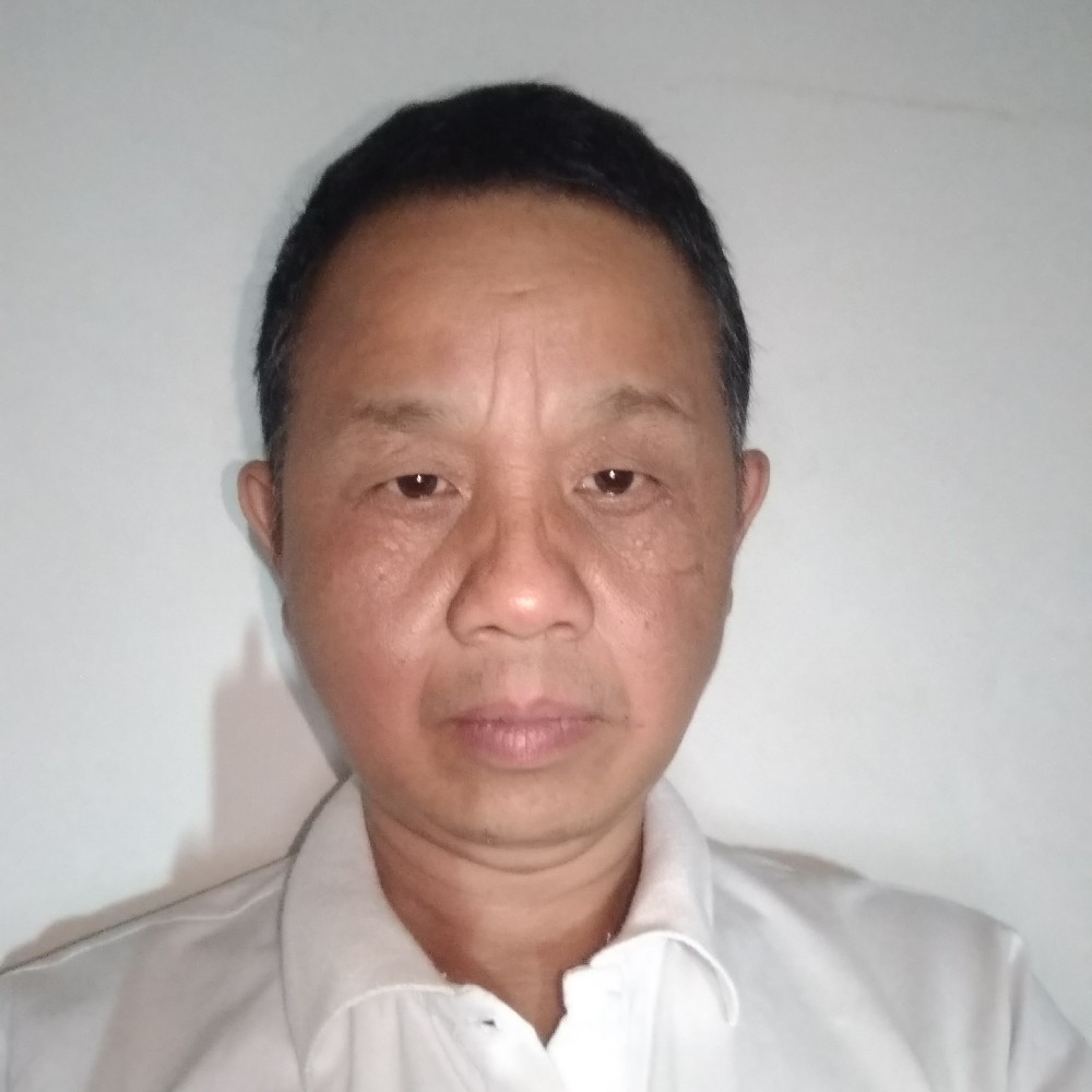 结实浅吻鞋子的照片
