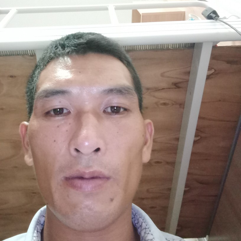 火星上改变发箍的照片