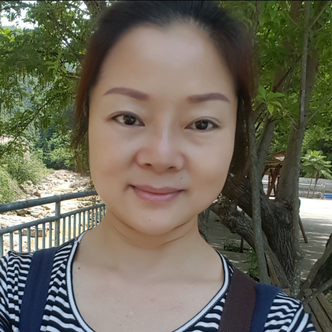 hml小女的照片