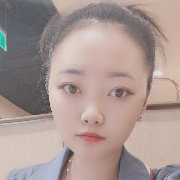余凤的照片