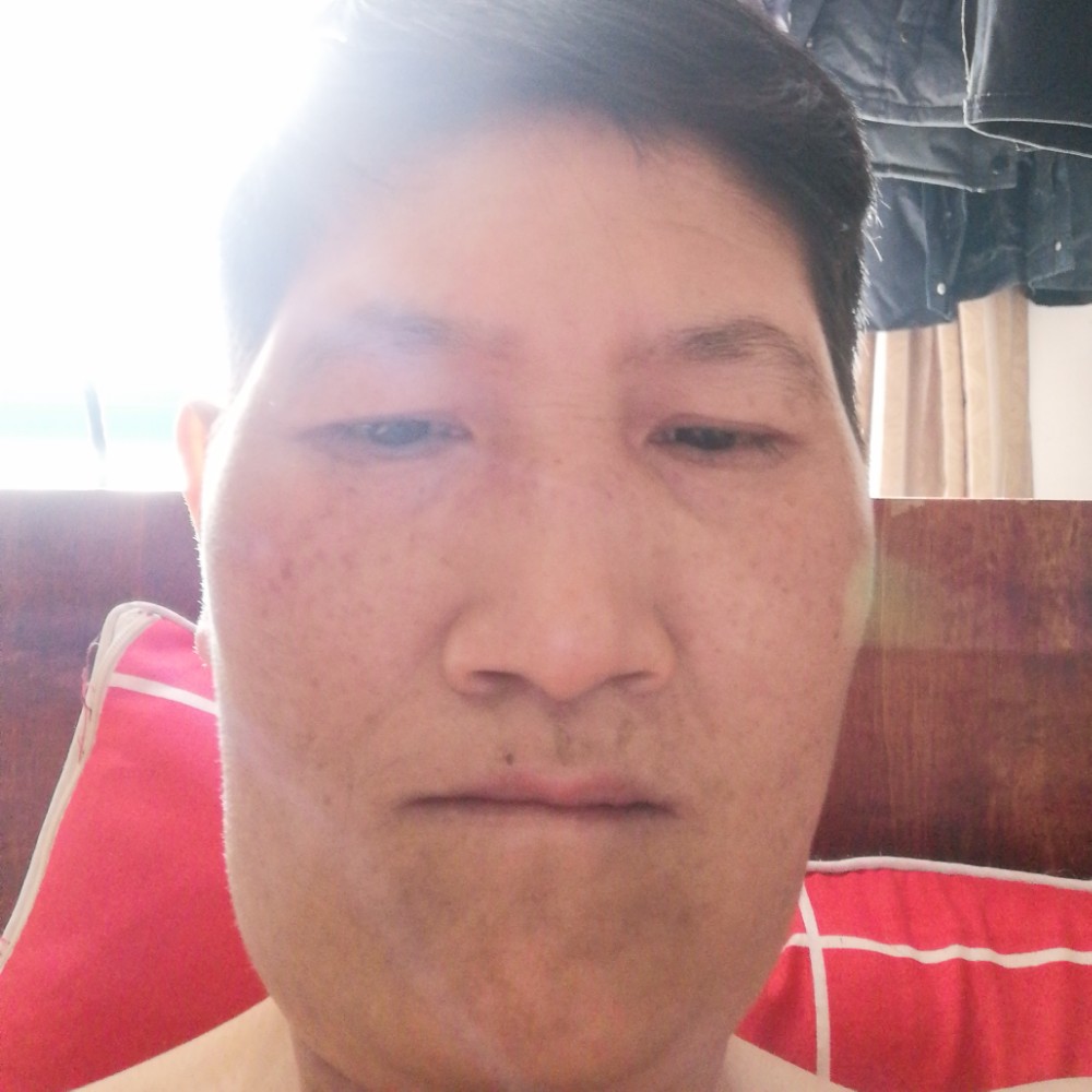 黄元俊的照片