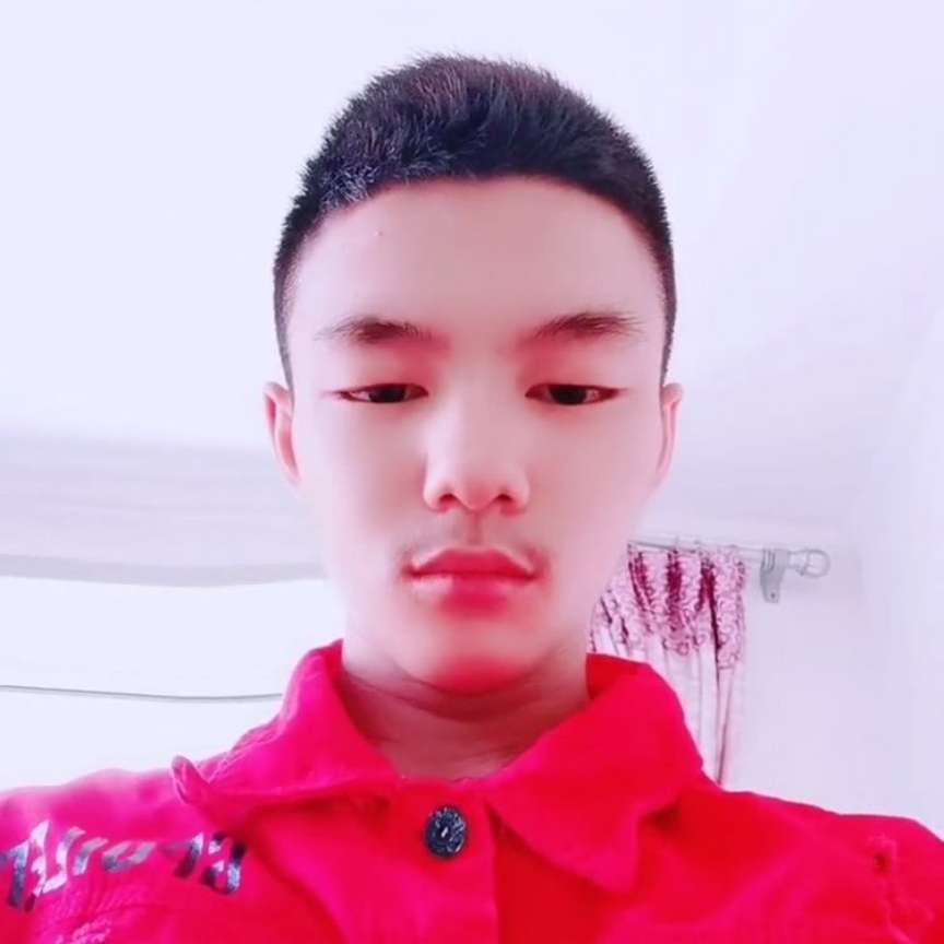 曹雪雷的照片