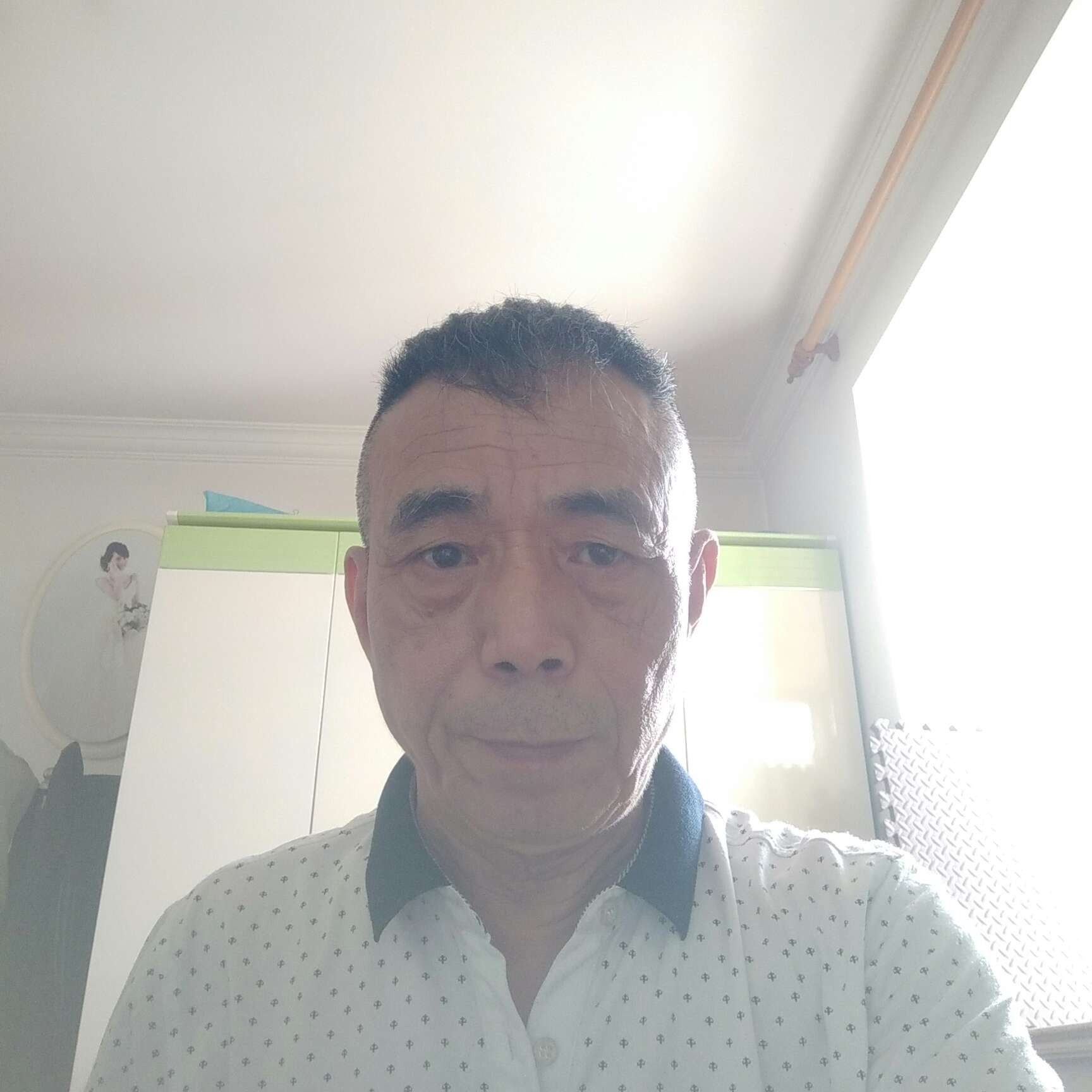 快乐的每一天每月的照片