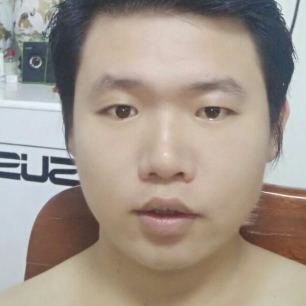 请用心的照片