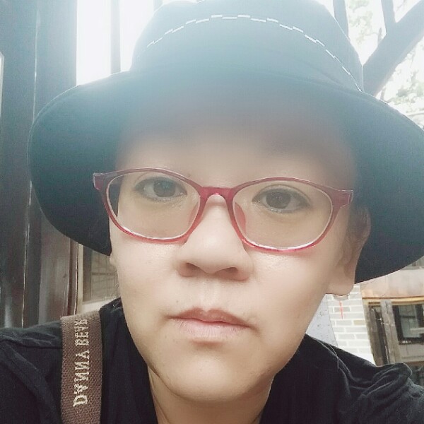 渐锦的照片