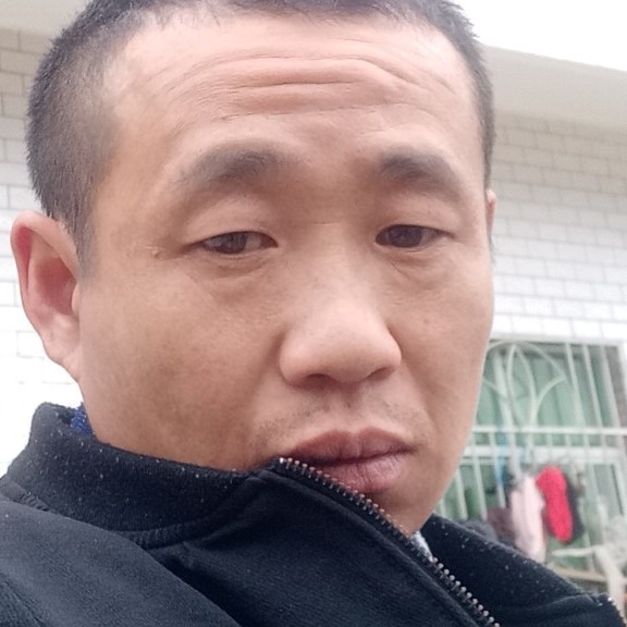 幽默超短裙的照片
