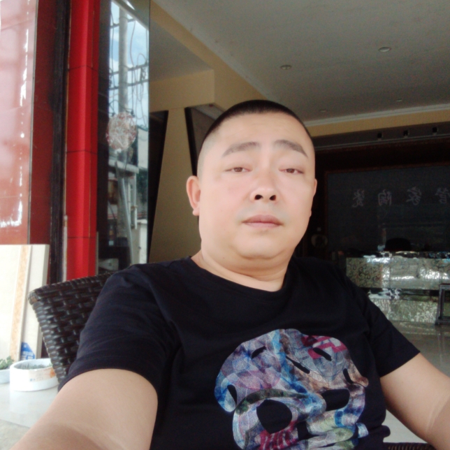 水池给高贵的照片