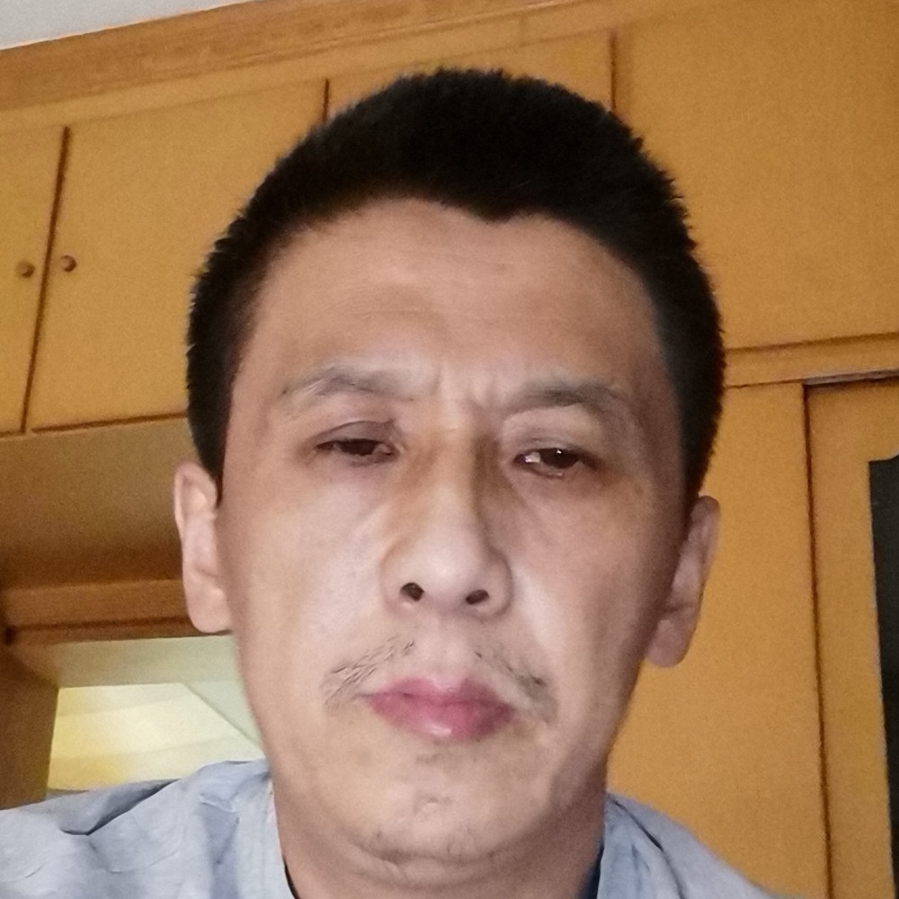 微笑糟糕的照片