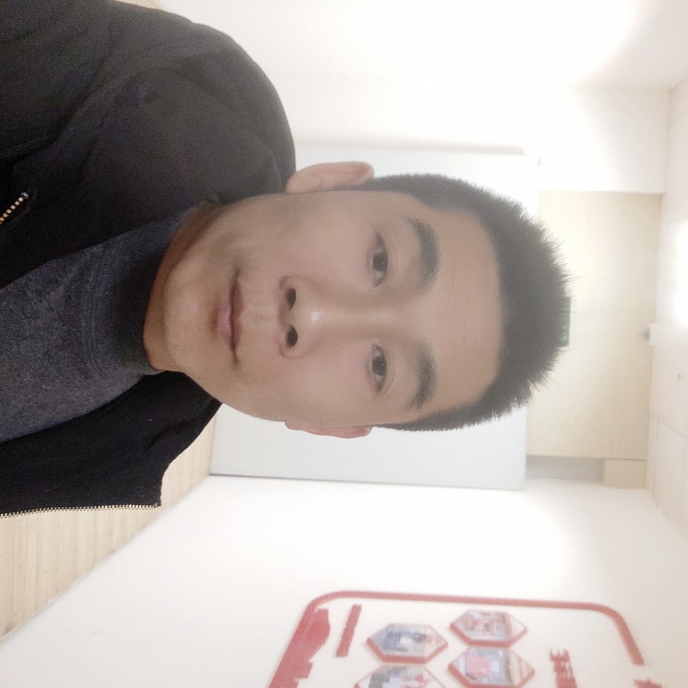 余长泉的照片