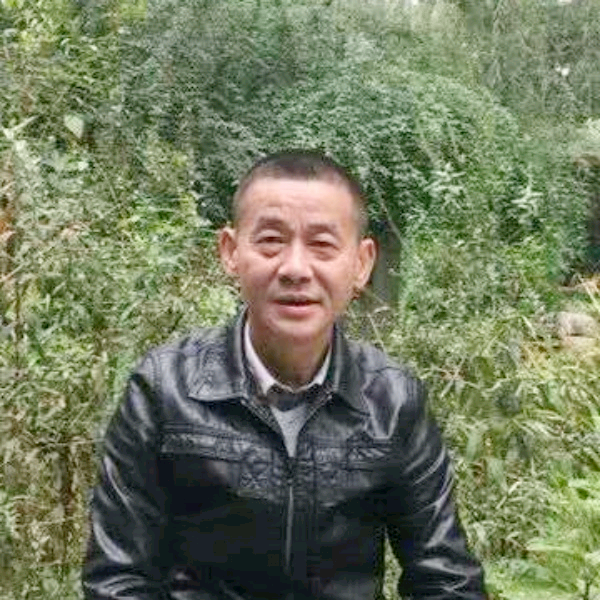 毛弟的照片
