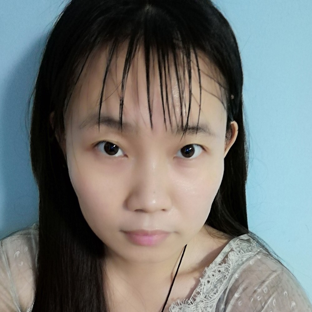 板凳深拥现代的照片