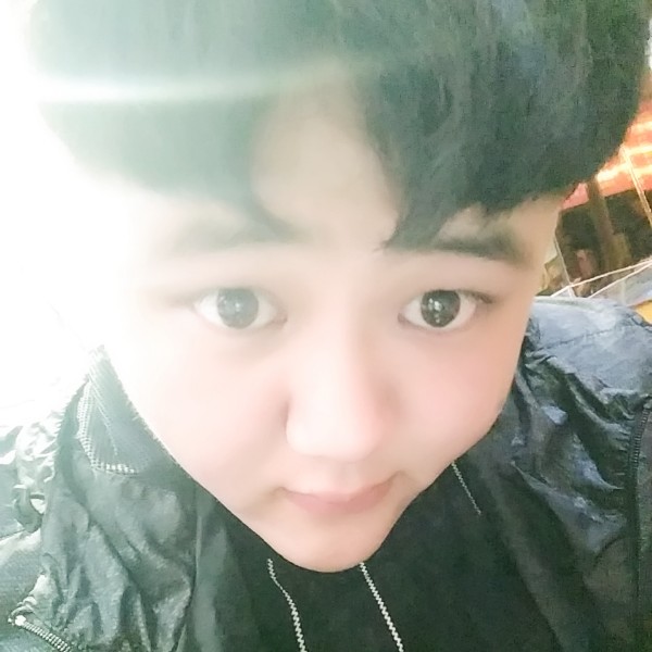 晓晨AiNio的照片