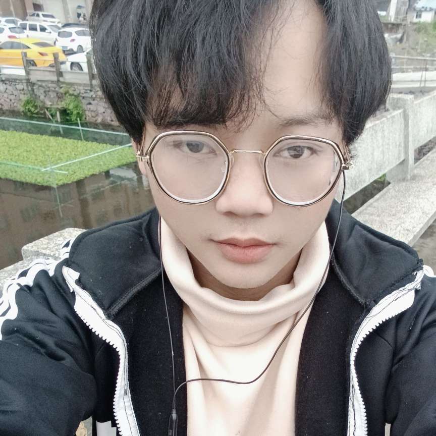 兮颜说俊秀的照片
