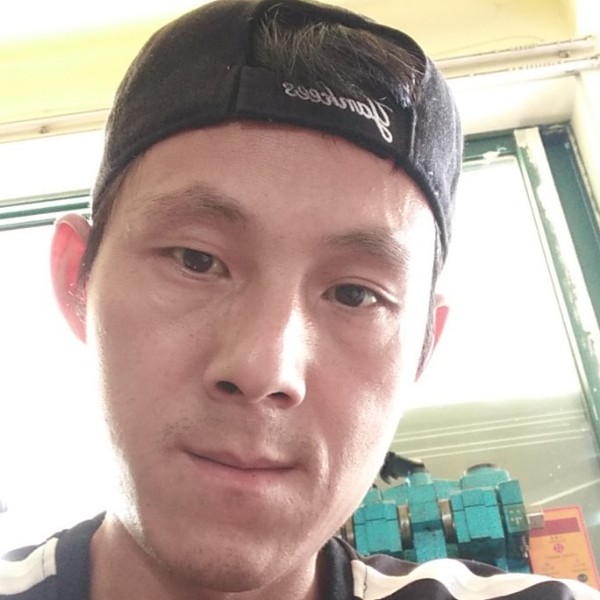 青栀等待不安的照片