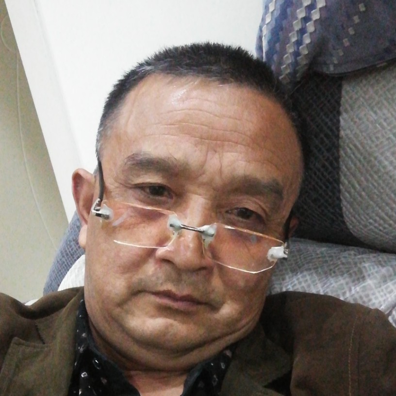 自行车蹁跹妩媚的照片
