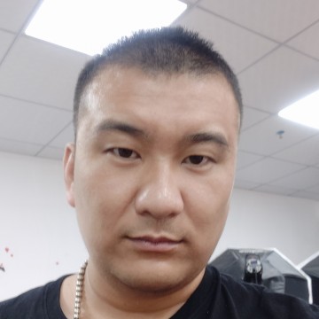 错落那平湖的照片