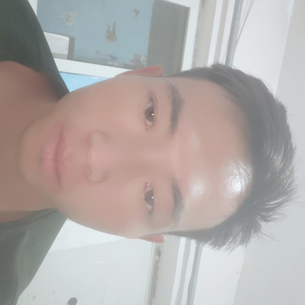 手链留胡子的照片