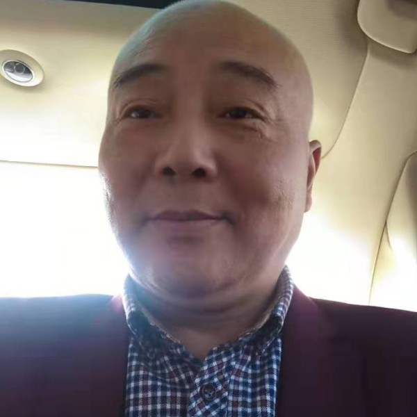 期待真诚她的出现的照片