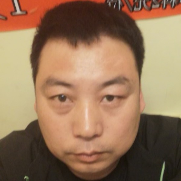 秋颜傻傻的照片