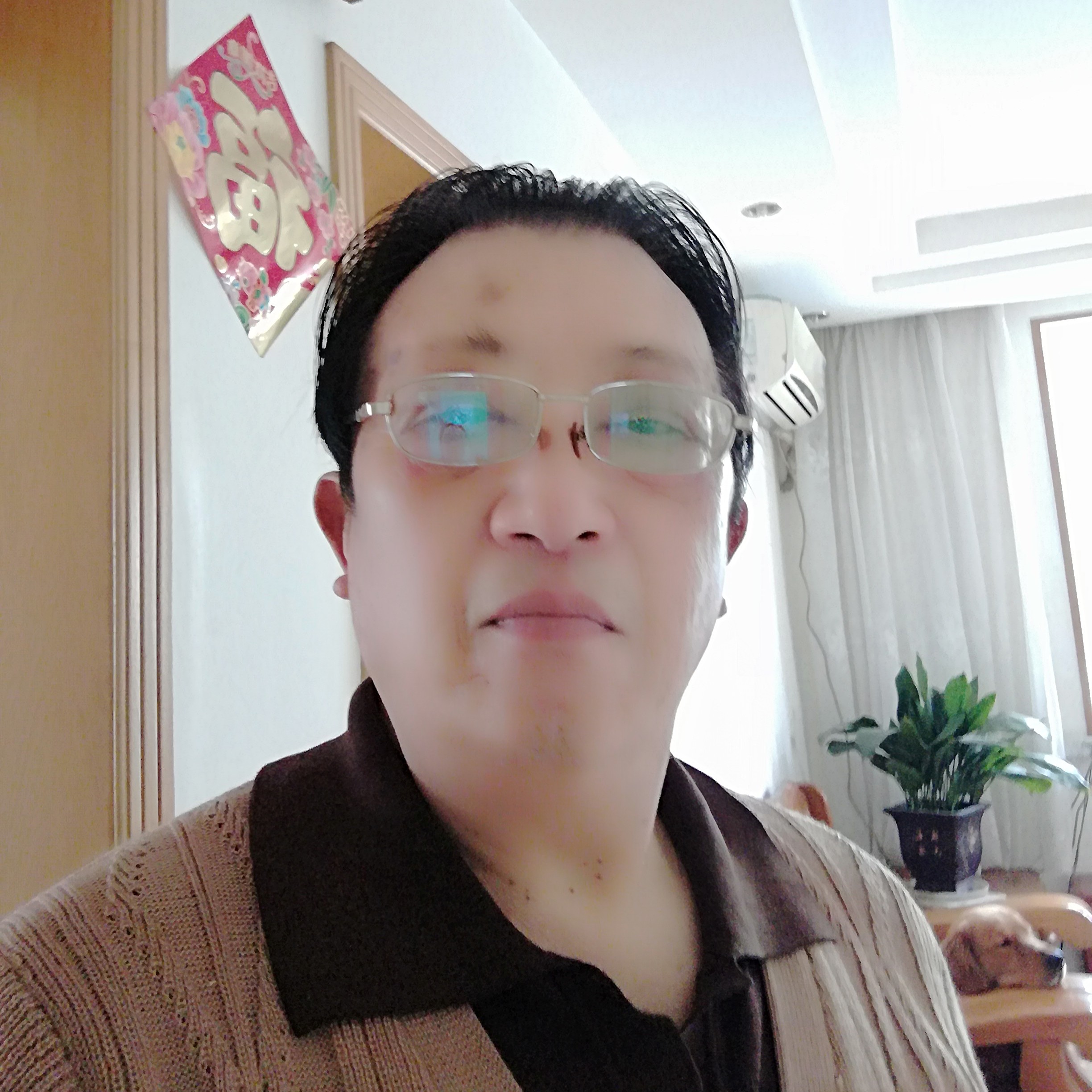 缥缈迎女王的照片