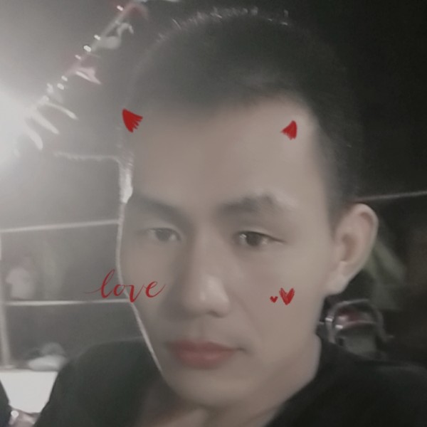 红酒和诚心的照片